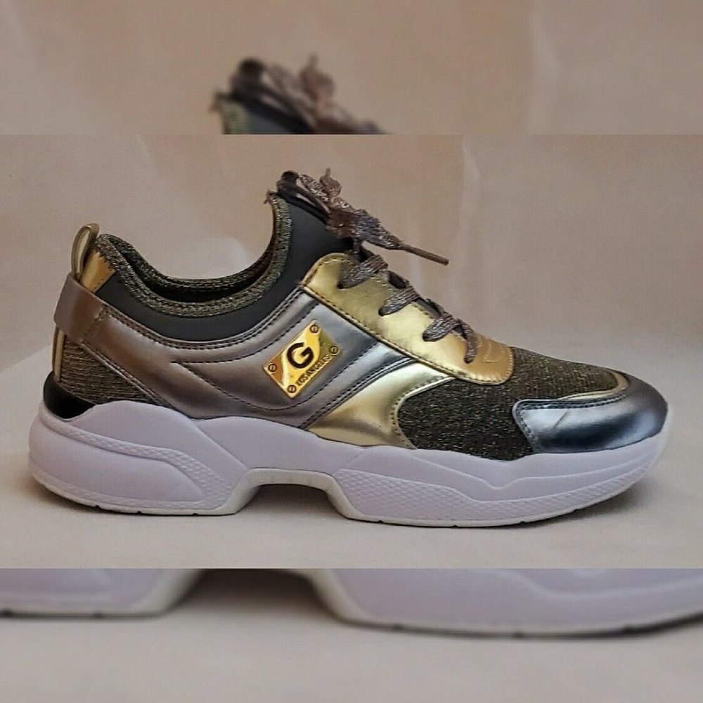 G BY GUESS SNEAKERS JIMMI2 LOW TOP LACE UP FASHION WOMEN'S SILVER/GOLD SIZE 9.5